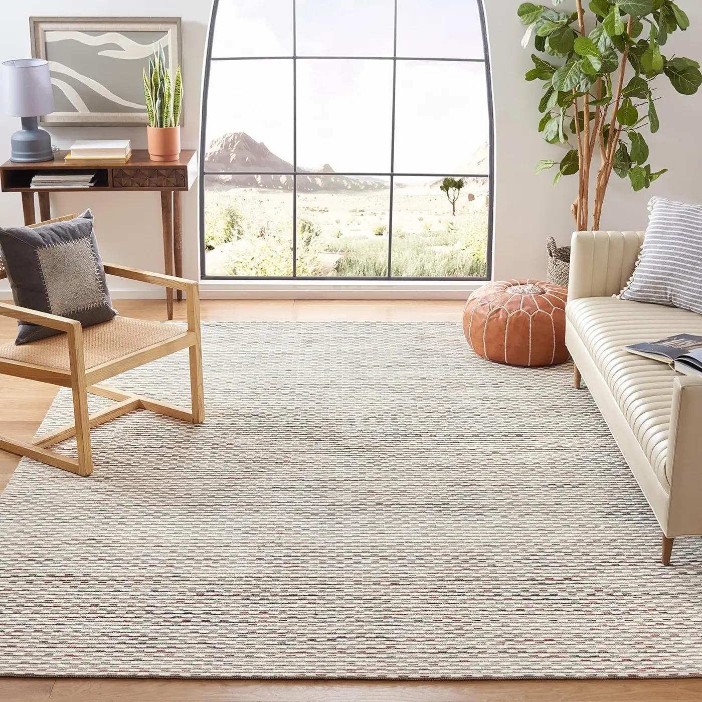 SAFAVIEH Area Rug 8x10 - Marbella Collection - Large - Beige &amp; Rust, Handmade Wool, Ideal for Living Room, Bedroom, Office, Dining Space (MRB158P)