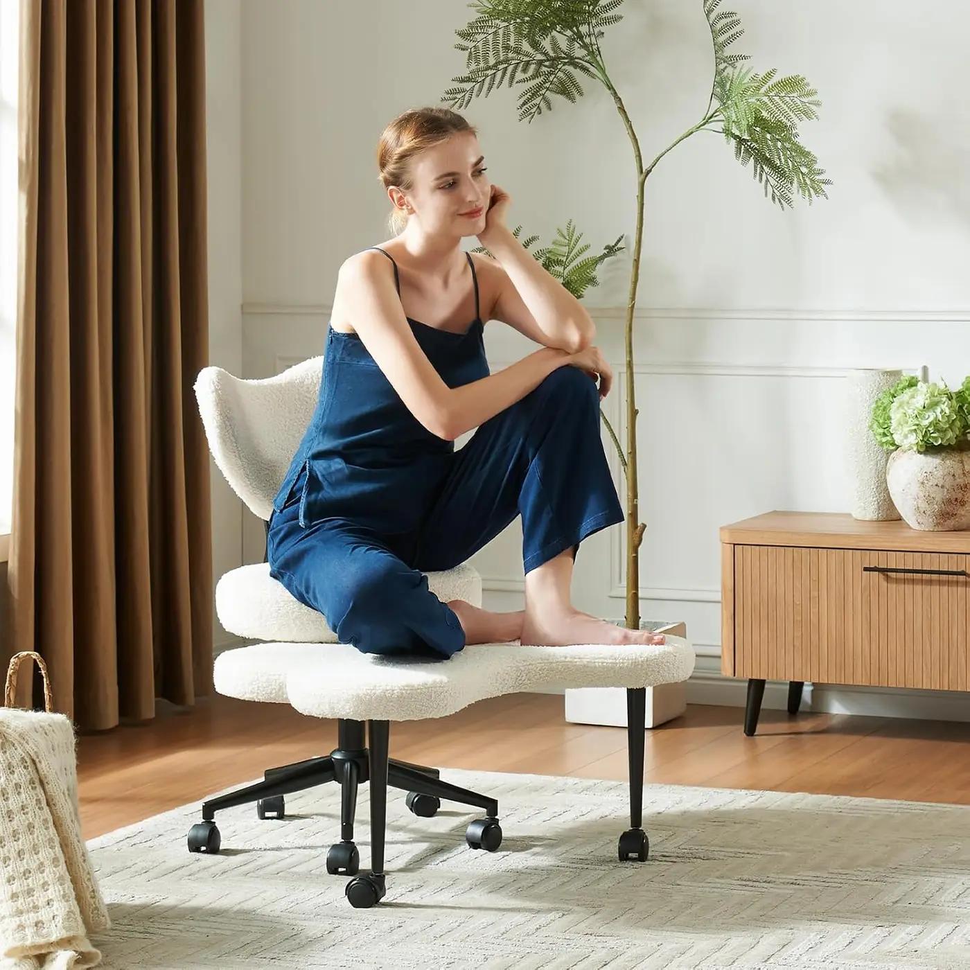 Pinmoco Ergonomic Cross Legged Chair, 360° Swivel Meditation Chair with Wheels, Height Adjustable Seat for ADHD, Strong Lumbar Support, Chic Home Office Furniture, Teddy Fabric, Off White